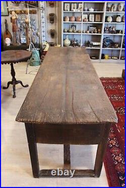 17th Century Large Portuguese Baroque Walnut Refectory Table with Four Drawers