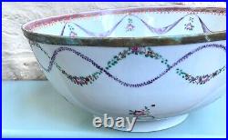 Large Chinese Antique Famille Rose Bowl, Qianlong, 18th Century, Good Condition